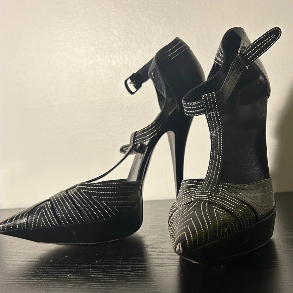 Balenciaga Black and Silver Heels from Barneys - Picture 3 of 8